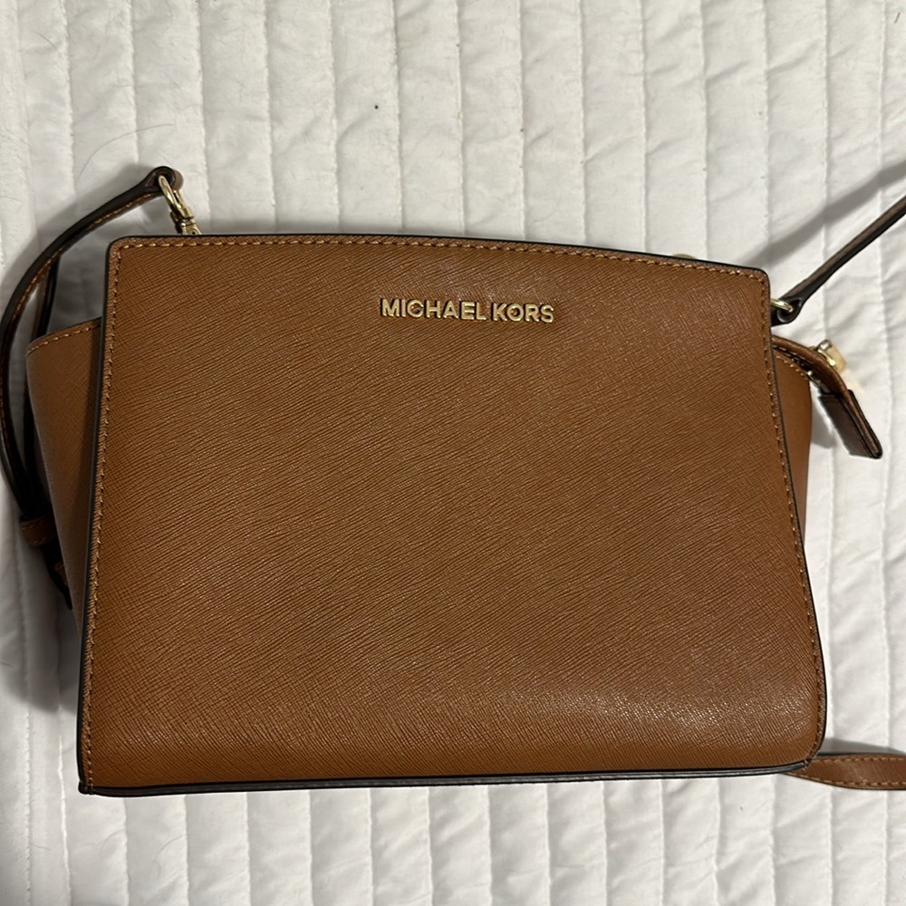 Michael Kors Crossbody